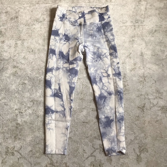 aerie Pants - Offline by Aerie Blue Tie Dye Workout Leggings size Medium